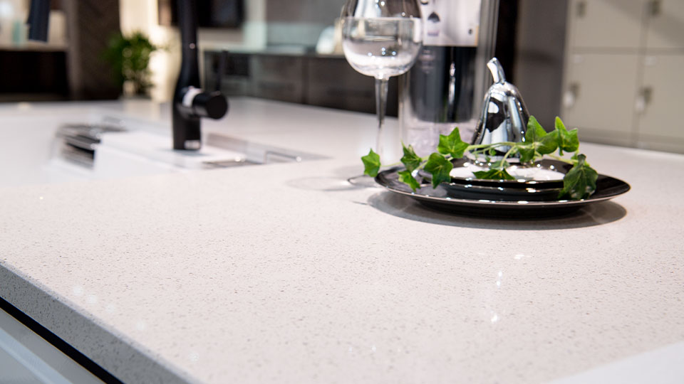 クォーツストーンのワークトップ