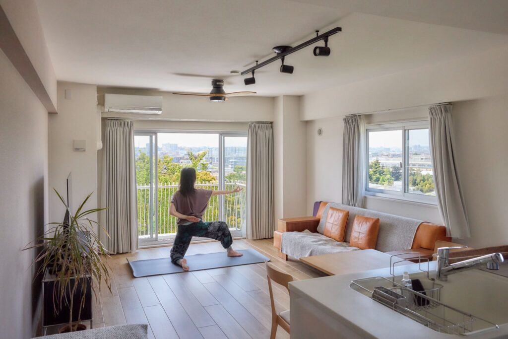 日課のヨガをするW様